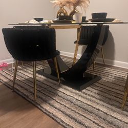 Dining Table And Chairs 