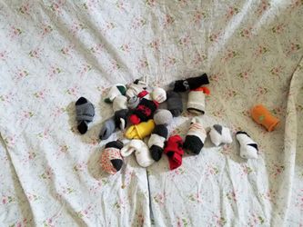 Bundle of baby socks size 3 to 6 months