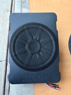 Kicker Under-Seat Powered Subwoofer