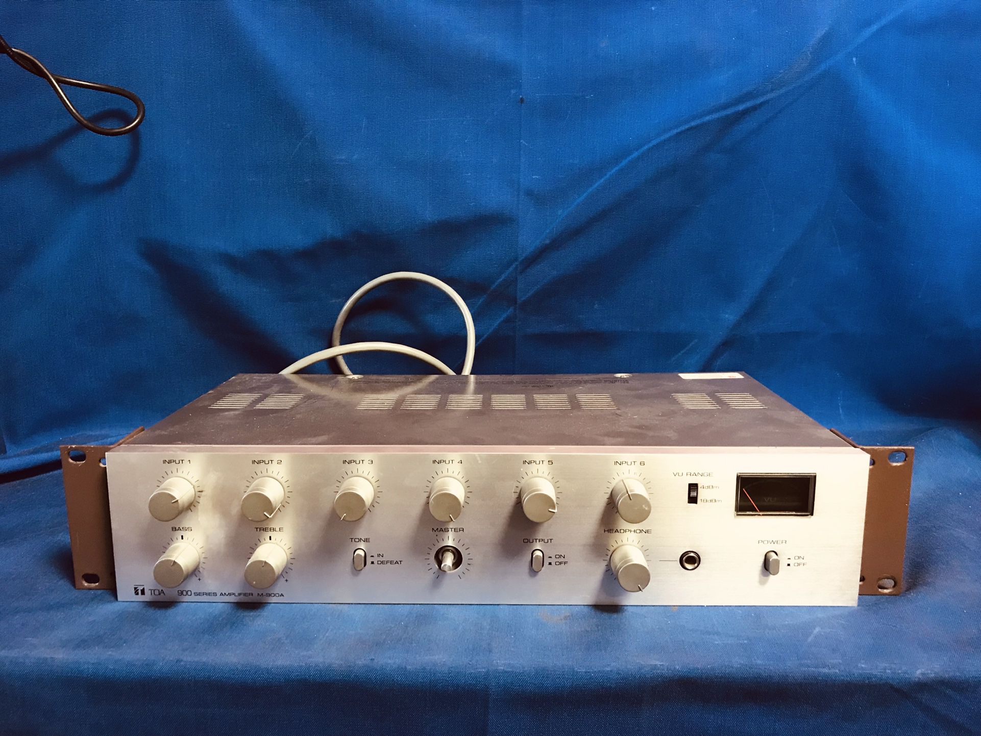 TOA 900 Series II Mixer - Preamp Model M-900A