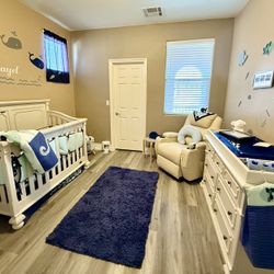 Never used Truly Scrumptious Heidi Klum  Collection 4 in 1 Crib ENTIRE Nursery Furniture Set.