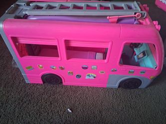 Barbie camper