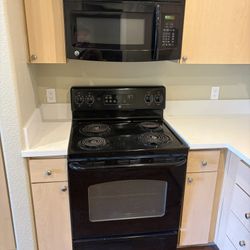 Black Range And Microwave Nice