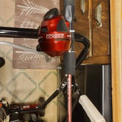 ZEBCO " READY TACKLE, SLINGSHOT ,  FISHING 🎣 ROD N REELS  