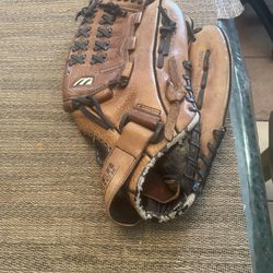 Mizuno Mfr 1303 T Franchise Leather Baseball Softball Glove For Sale 30:00 Dollars Firm Price Good Condition 