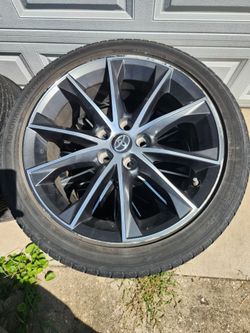 2017 toyota camry wheels and tires ITS AVAILABLE