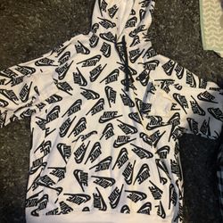 Best Offer Nike black and white hoodie 
