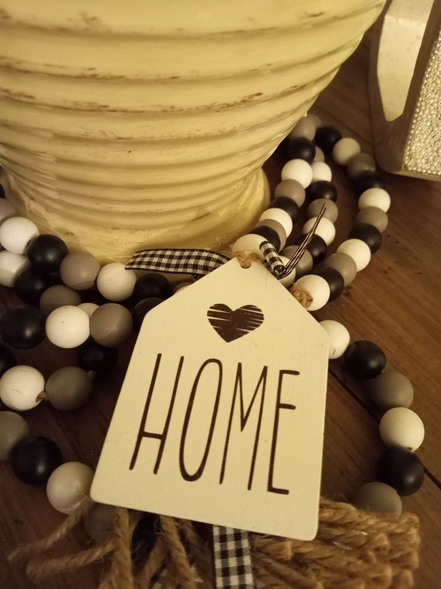 Buffalo Plaid Garland Beads