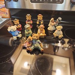 BEAR COLLECTION.