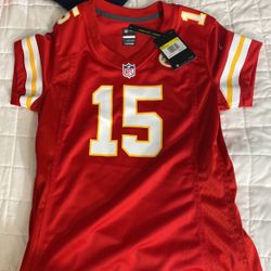 Women’s Patrick Mahomes Jersey Size Small On Field