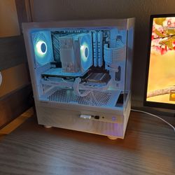 Gaming PC - Ryzen 5 5600 / RX 6600 / 32GB RAM / 1TB SSD - Windows 11 Pro - Like New + All Boxes