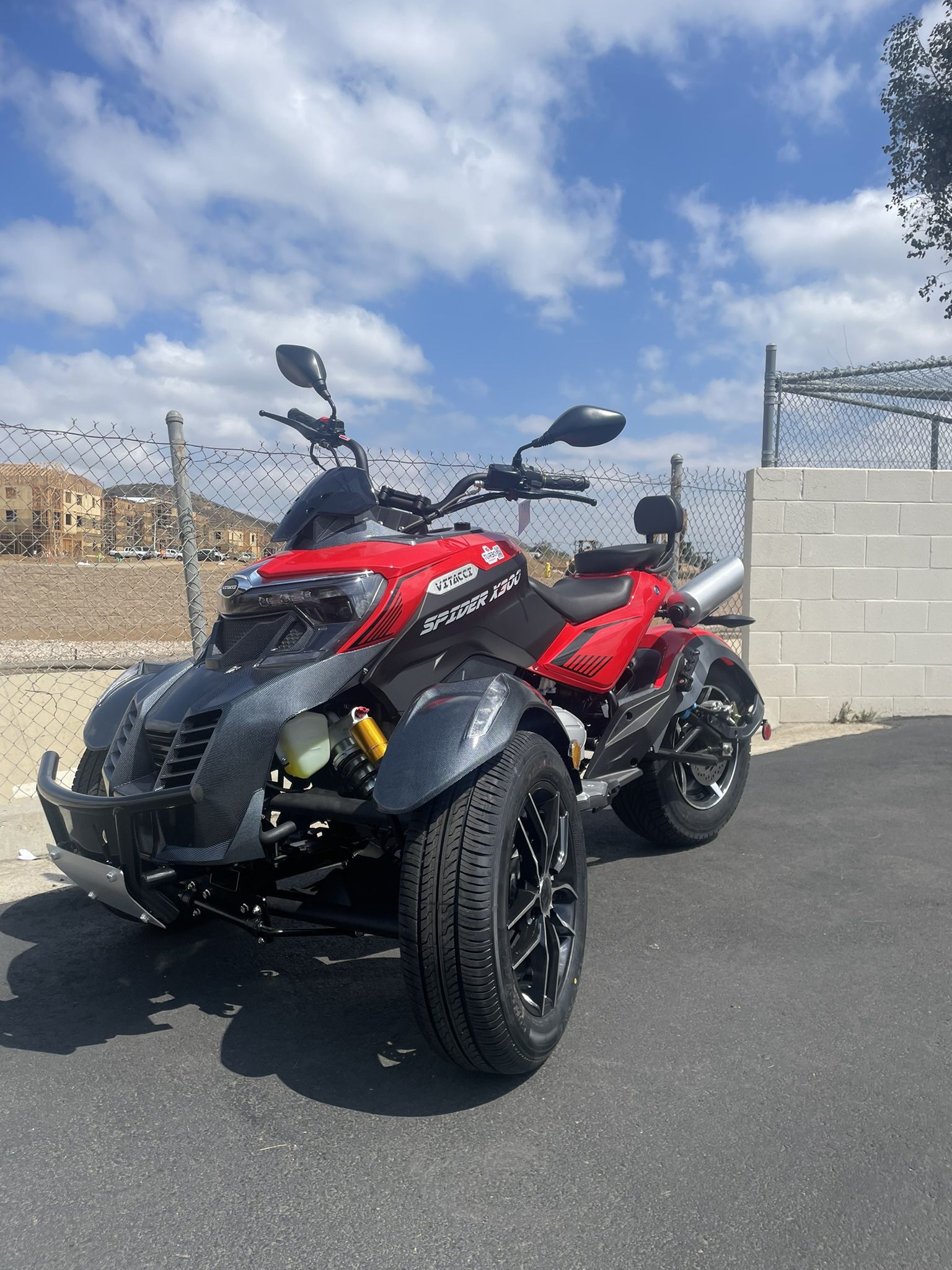 Brand New 300c  EFI Trike 2025 New Water Cooled At Turbopowersports Com 