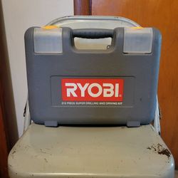 Ryobi Drilling And Drive Kit