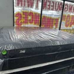 QUEEN SIZE SEALY POSTUREPEDIC (FIRM) MATTRESS & BOX SPRING BED SET