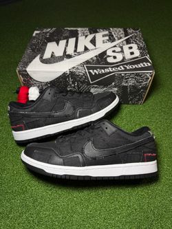 SB Dunk Low Wasted Youth Special Box