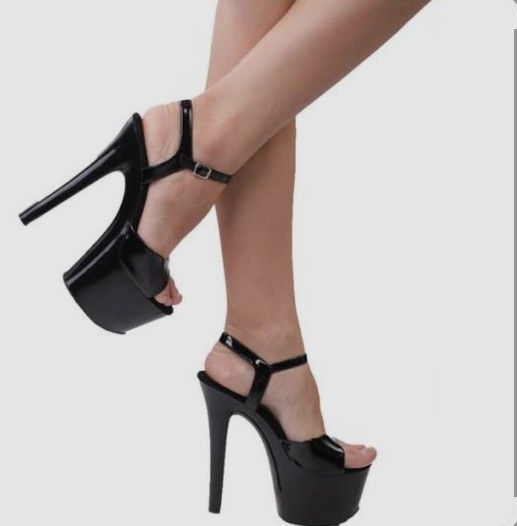Stilettos By Pleaser Sexy Than Ever Heels🔥
Size: 5-10
Heel: 7"Stilettos By Pleaser Sexy Than Ever Heels🔥
Size: 5-10
Heel: 7"