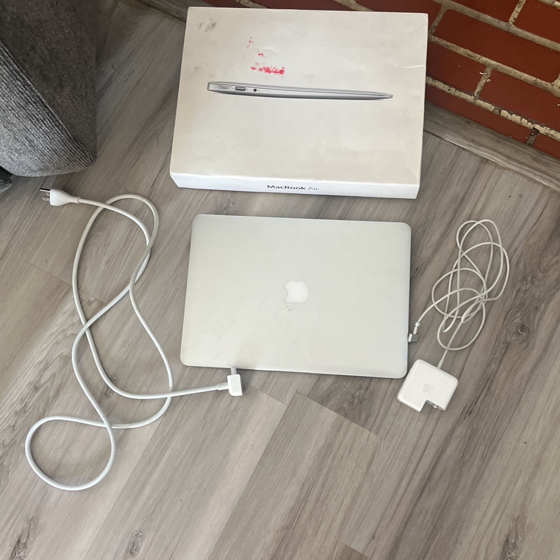 MacBook Air pro 13inch WILL SHIP