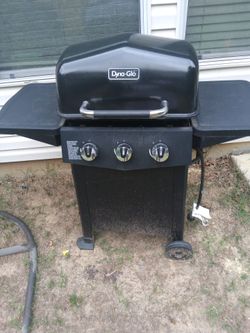 Dyna Glo 3 burner
