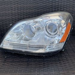 2010 2011 2012 Mercedes-Benz GL450 GL550 Left Driver Side Xenon Headlight OEM