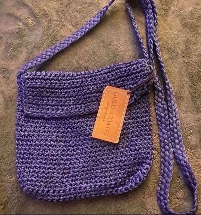 Woman’s Brand New With Tags Gold Coast Crossbody Bag