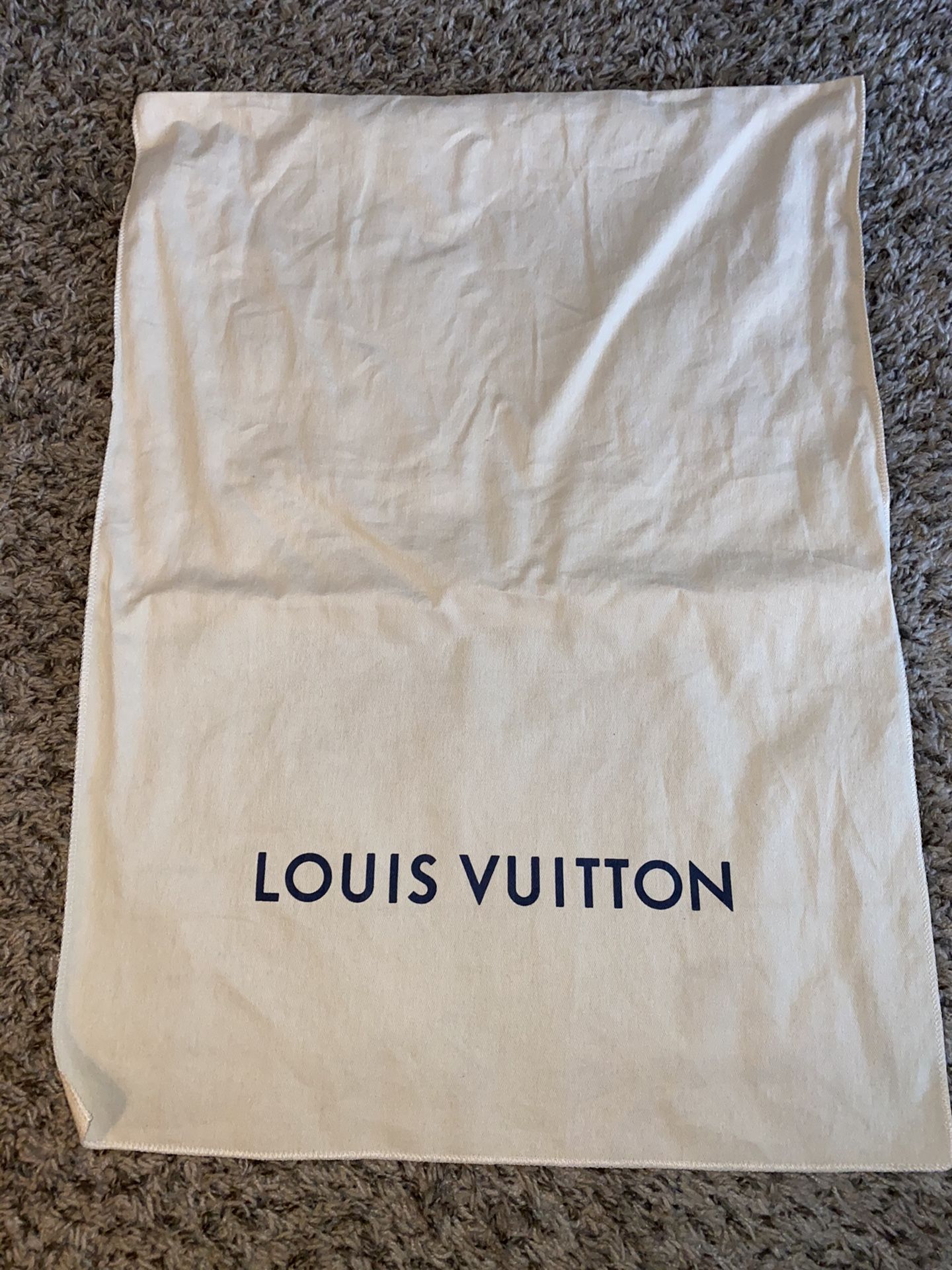 Louis Vuitton Dust Bags Cover Storage Purse Handbag for Sale in Tampa, FL -  OfferUp