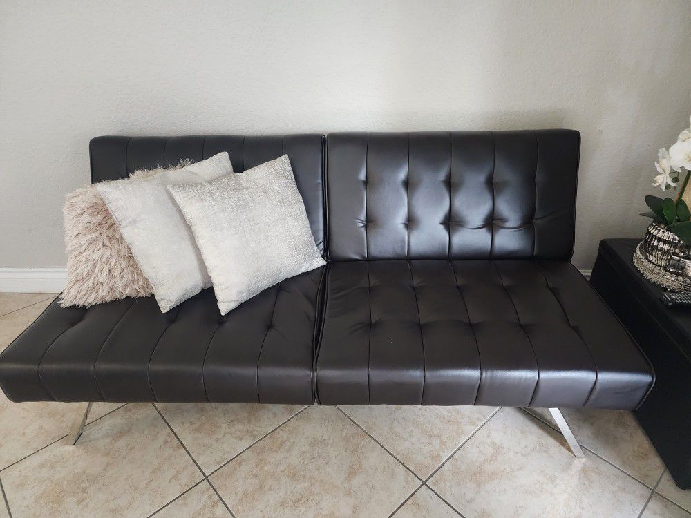 Brown Futon for Sale - Perfect for Your Living Space