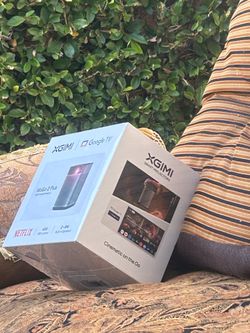 XGIMI Mogo 2 Plus GoogleTV !!!!!  BEST PROJECTOR ON THE MARKET