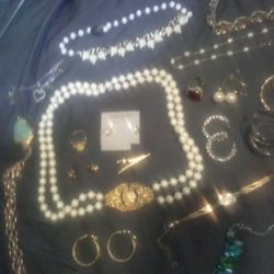 Vintage Costume Jewelry 