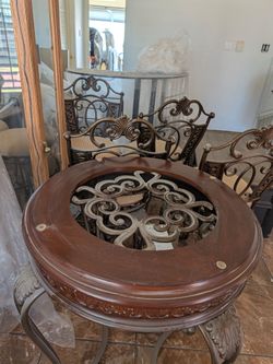 4 piece table with glass