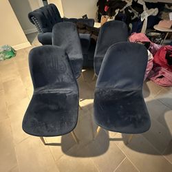 Living Room Set With 4 Dining Chairs & 2 High Chairs