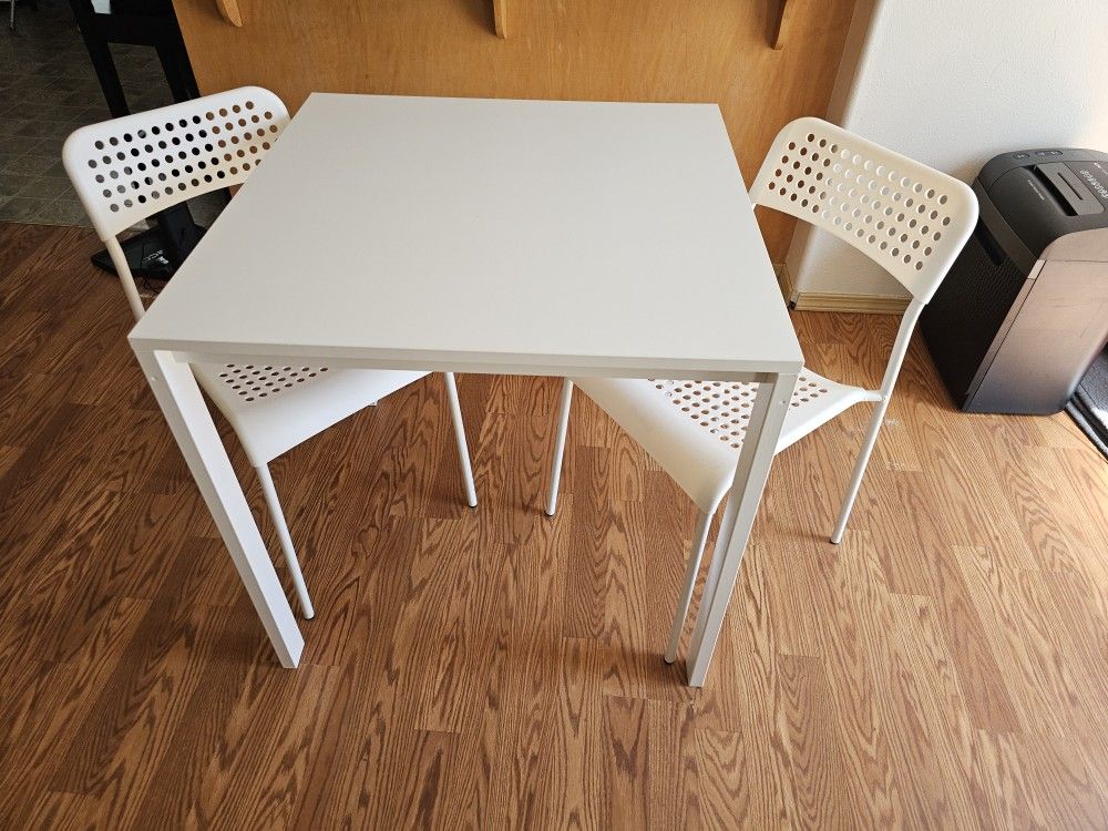 Ikea MELTORP ADDE table/chair Set-White