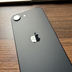 iPhone 16E Boost Mobile