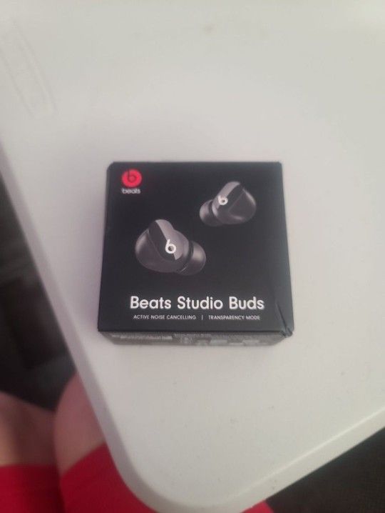 Beats Studio Earbuds