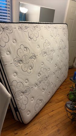 Queen hybrid mattress