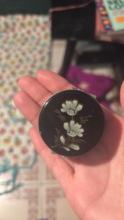 Little holder