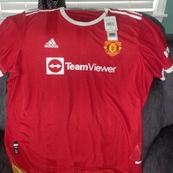 2XL Manchester United home kit 21/22