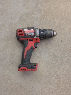 Milwaukee chuck drill