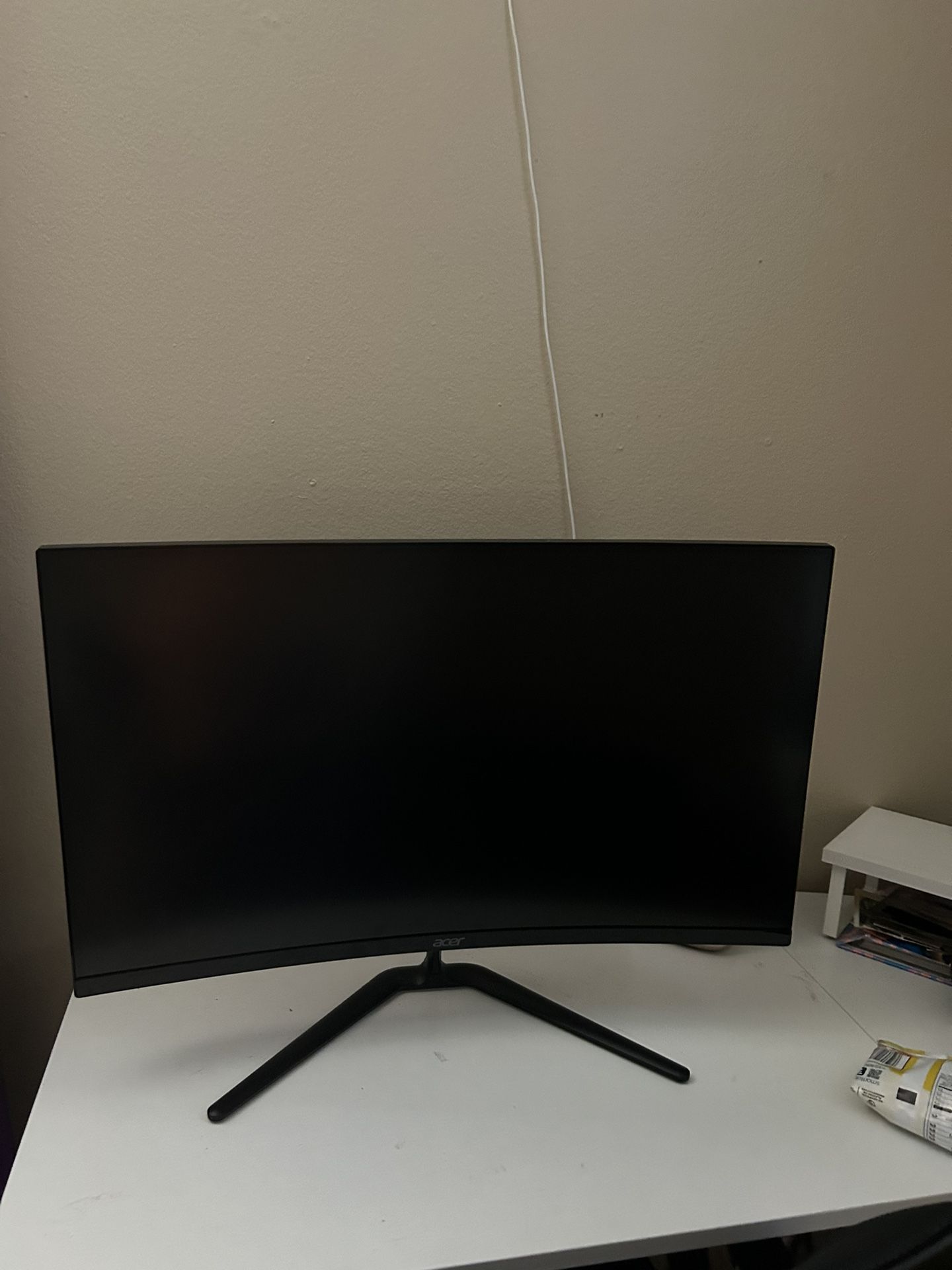 Acer curved gaming monitor - 27”