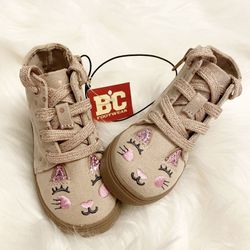Size 6 Kitty Boots
