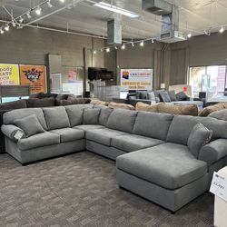 New Grey Sectional Sofa 