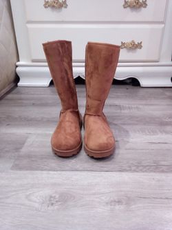 Lookalike UGGS