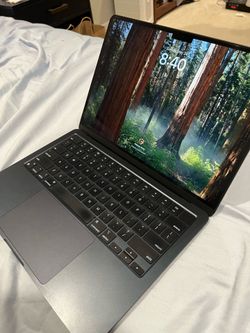 M2 MacBook Air 8GB 256GB 13 Inch