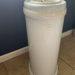 Ubbi Steel And Plastic Diaper Pail