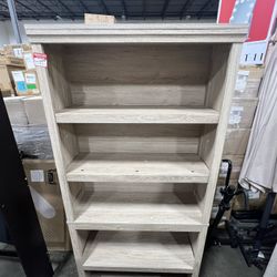 Bookcase / Estantería