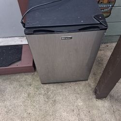 Yard Sell  January 24 .Saturday  12 To 4  30 85 Avon Lane San Pablo