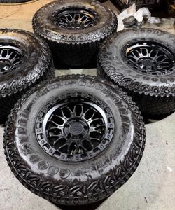 RINES NUEVOS 17*9 PARA TOYOTA TACOMA CHEVY SILEVERADO CON LLANTAS 315/70/17 Goodyear