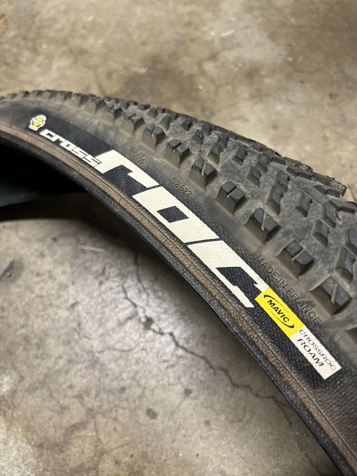 29 x 2.2" Mavic Cross Roc Roam mountain bike tire