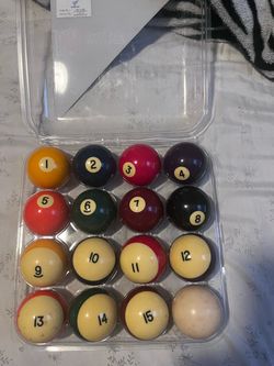 Pool table balls