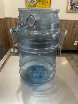 Ice bucket and scoop