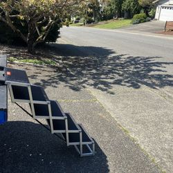 Light Weight Auto Car Home  Pet Dog Ramp Stairs Steps Stair Step Folding Like New